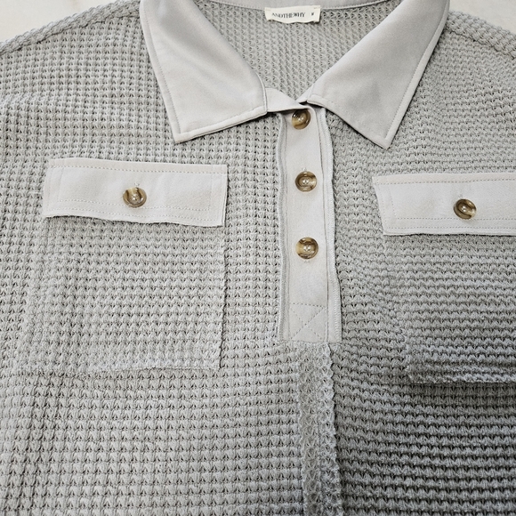 AndTheWhy Textured Woman Blouse, Size M - Picture 9 of 10